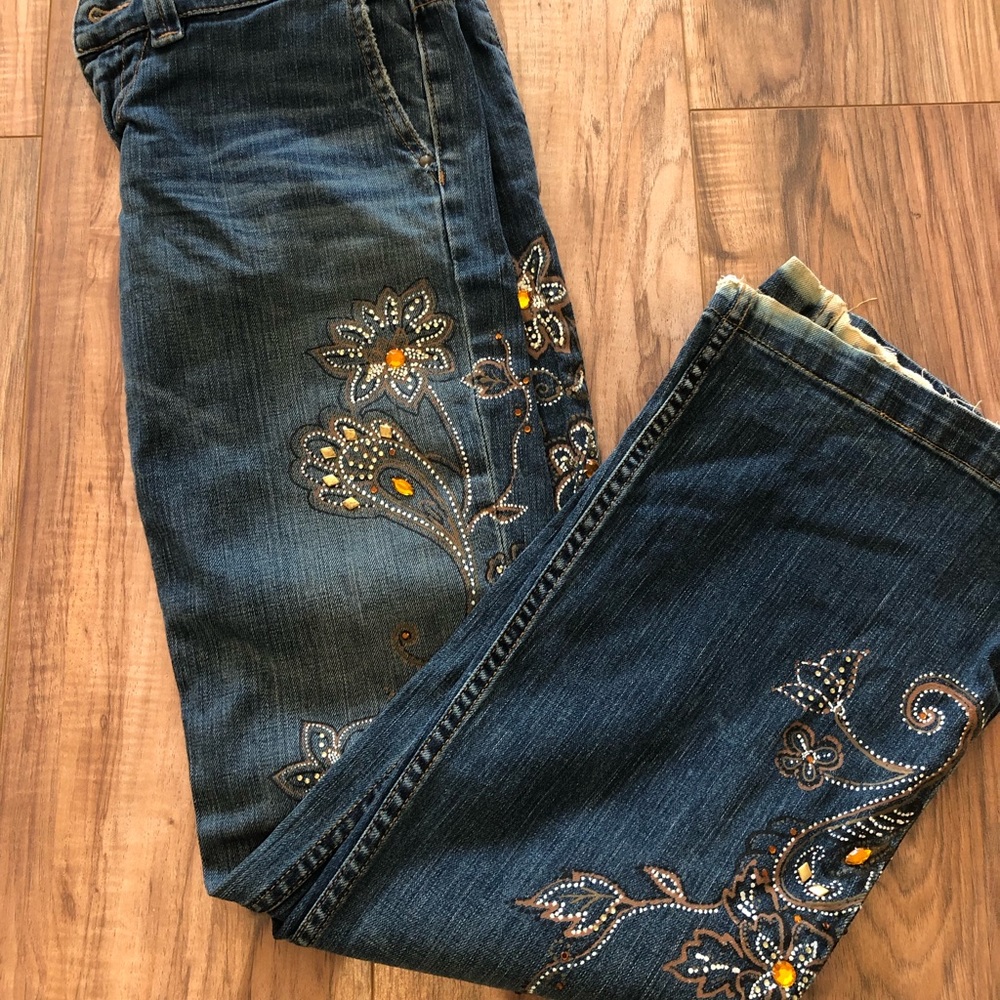 Vintage inspired wide leg studded jeans